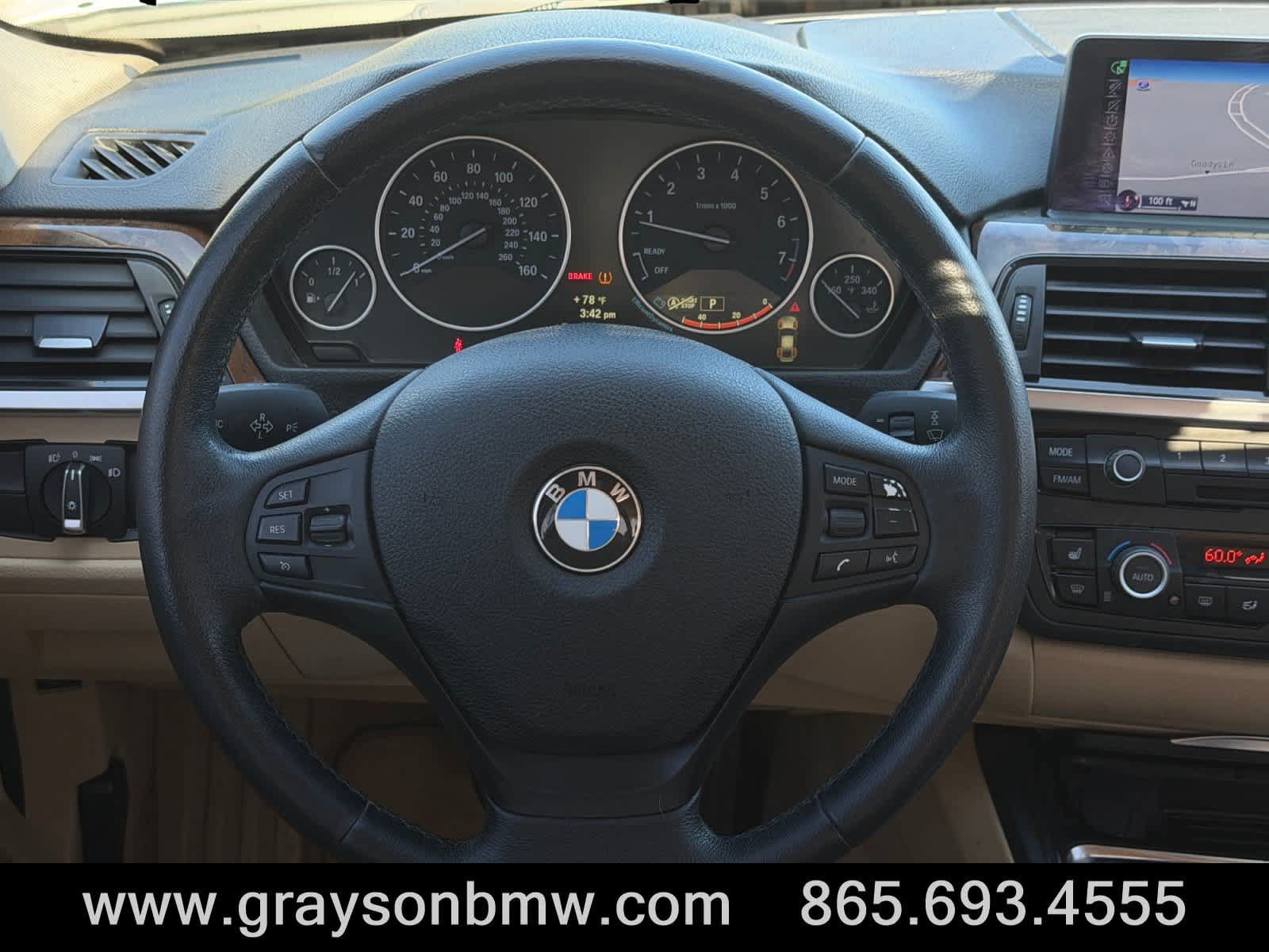 Used 2014 BMW 320i xDrive Sedan AWD/4WD image 19