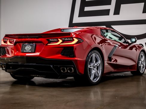 Used 2022 Chevrolet Corvette Stingray Preferred Conv w/ 2LT RWD image 30