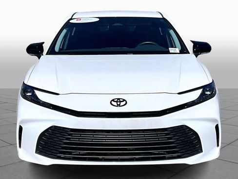 Certified 2025 Toyota Camry LE image 4