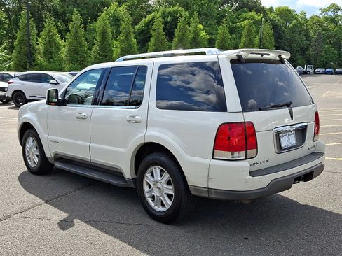 Used 2004 Lincoln Aviator 2WD image 4
