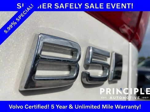 Certified 2023 Volvo XC60 B5 Plus w/ Protection Package AWD/4WD image 29