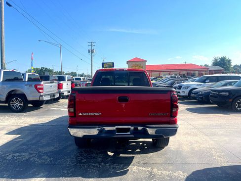 Used 2005 Chevrolet Silverado 1500 LS w/ Light Duty Power Package image 3