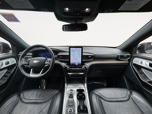 Used 2021 Ford Explorer Platinum w/ Equipment Group 601A image 14