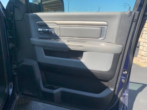Used 2017 RAM 1500 Big Horn AWD/4WD image 31