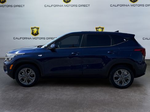 Used 2026 Kia Seltos LX FWD image 2