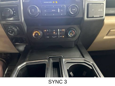 Used 2019 Ford F150 XLT w/ Equipment Group 302A Luxury AWD/4WD image 46
