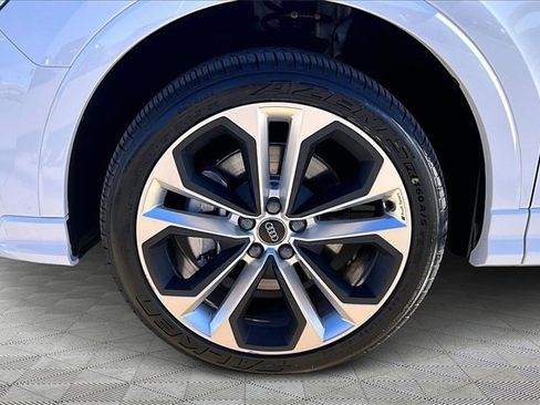 Used 2023 Audi Q3 2.0T Premium Plus w/ Premium Plus Package image 8