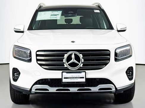 New 2026 Mercedes-Benz GLB 250 image 2