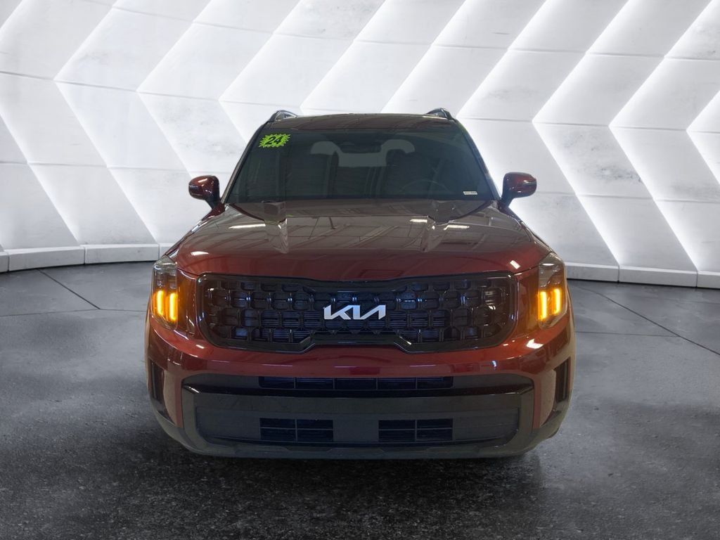 Used 2024 Kia Telluride EX X-Line AWD/4WD image 2