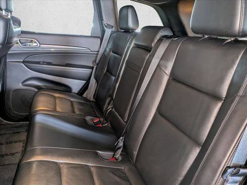 Used 2018 Jeep Grand Cherokee Limited image 20