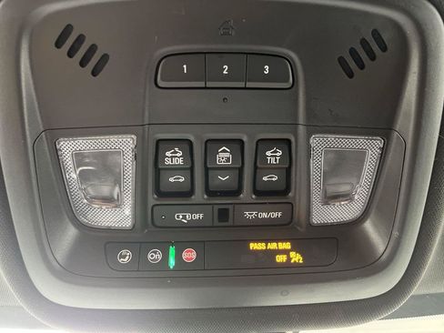 Certified 2023 Chevrolet Traverse High Country AWD/4WD image 30
