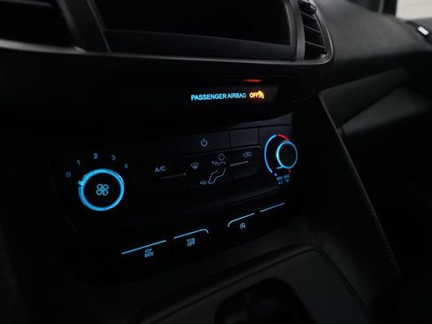 Used 2022 Ford Transit Connect XL FWD image 20
