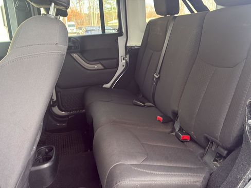 Used 2017 Jeep Wrangler Unlimited Sport w/ Quick Order Package 24S image 16