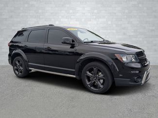 Used 2019 Dodge Journey Crossroad image 1