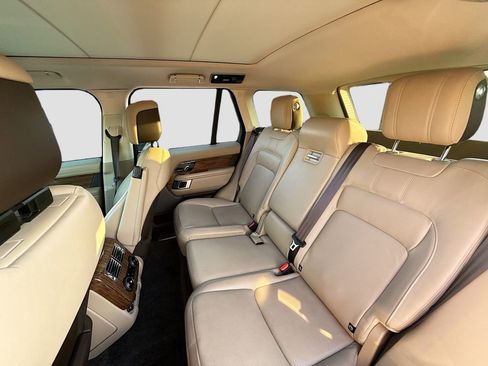 Used 2020 Land Rover Range Rover HSE image 22