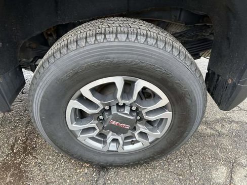 Used 2024 GMC Sierra 3500 SLE w/ SLE Value Package AWD/4WD image 30