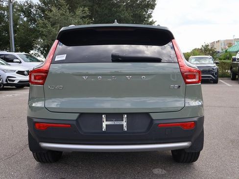 Used 2023 Volvo XC40 B5 Ultimate w/ Protection Package Premier image 6