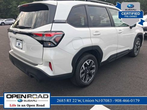 Used 2026 Subaru Forester Premium AWD/4WD image 3