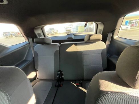 Used 2023 Chevrolet Traverse LT AWD/4WD image 12