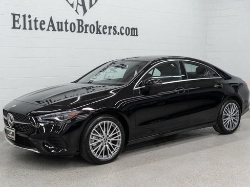 Used 2025 Mercedes-Benz CLA 250 4MATIC image 41