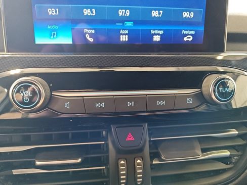 Used 2025 Ford Escape ST-Line Select AWD/4WD image 22