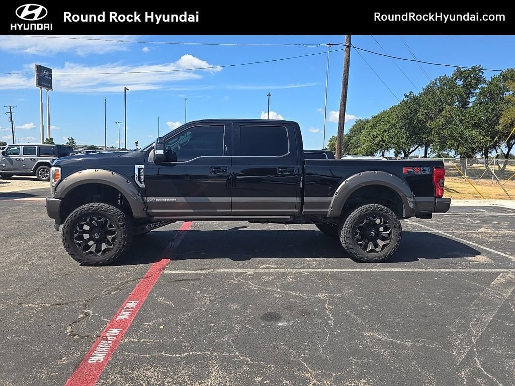 Used 2017 Ford F250 King Ranch w/ King Ranch Ultimate Package AWD/4WD image 1