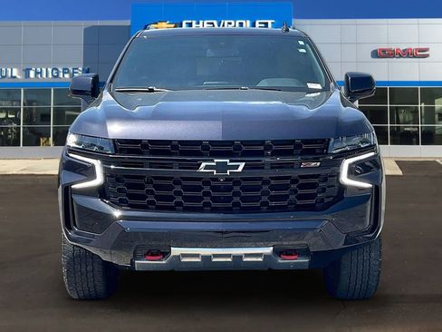 Used 2024 Chevrolet Tahoe Z71 w/ Luxury Package AWD/4WD image 2