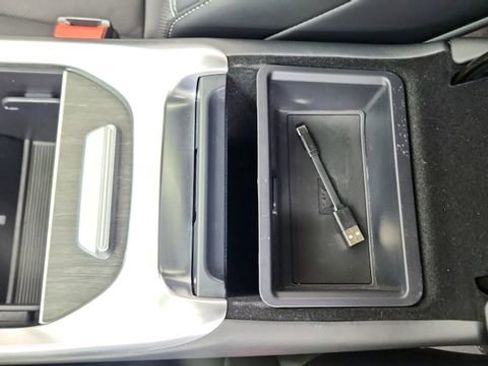 Used 2024 Lucid Air Touring image 51