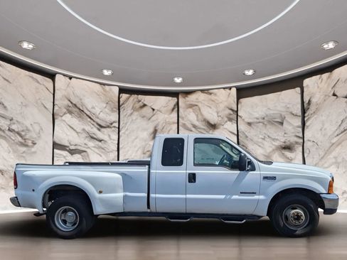 Used 2000 Ford F350 XL image 4