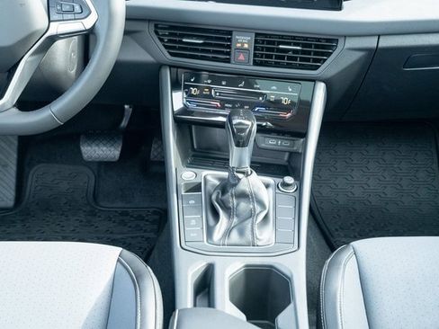 New 2026 Volkswagen Jetta SE image 32