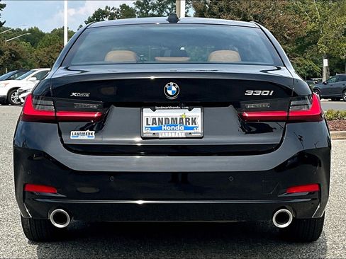 Used 2026 BMW 330i xDrive Sedan AWD/4WD image 4