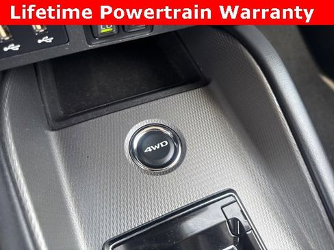 Used 2024 Mitsubishi Outlander Sport SE image 14