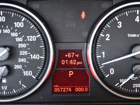 Used 2011 BMW 328i Convertible image 65