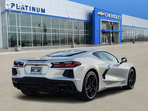 Used 2024 Chevrolet Corvette Stingray Preferred Cpe w/ Stealth Interior Trim Package image 8