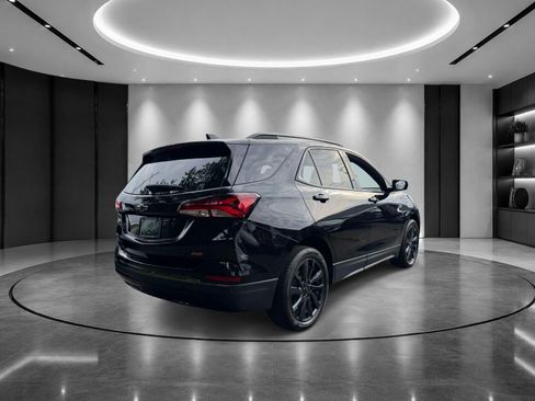 Used 2023 Chevrolet Equinox RS FWD image 5