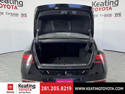 Used 2023 Genesis G90 3.5T image 16