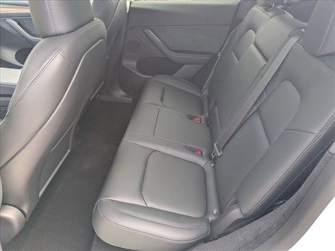 Used 2023 Tesla Model Y Long Range image 20