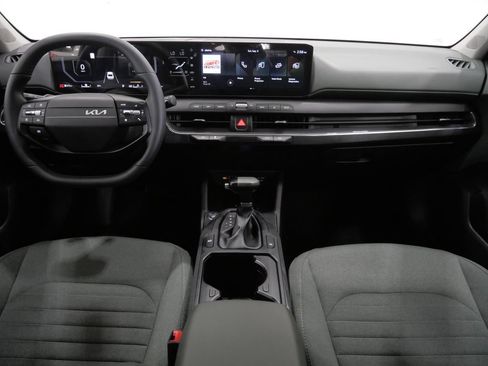 Used 2025 Kia K4 EX FWD image 10