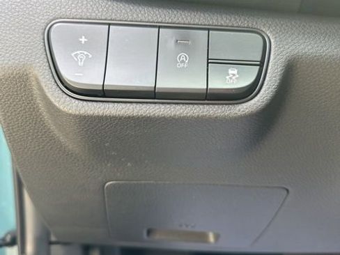 Used 2024 Kia Seltos S image 19