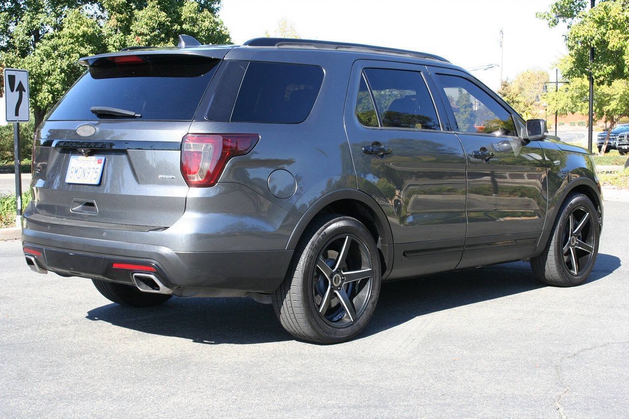 Used 2016 Ford Explorer Sport w/ Equipment Group 401A AWD/4WD image 4