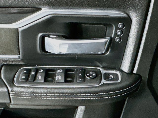 Used 2022 RAM 2500 Laramie w/ Night Edition AWD/4WD image 19
