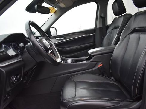 Used 2021 Jeep Grand Cherokee L Limited image 30