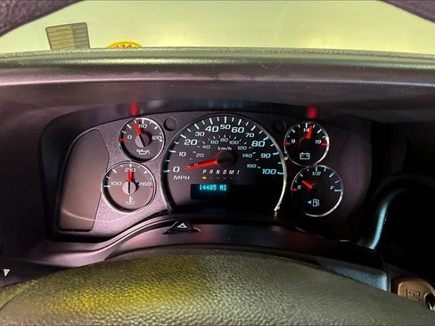 Used 2025 GMC Savana 2500 w/ Driver Convenience Package RWD image 14