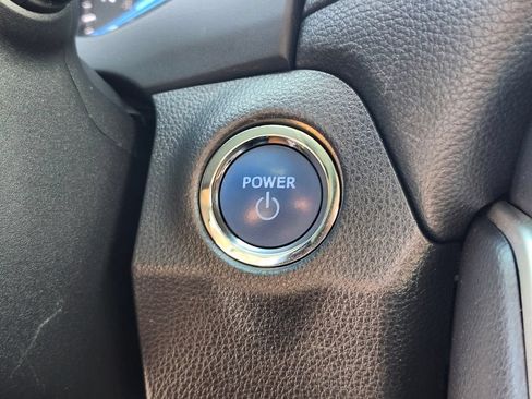 Used 2022 Toyota RAV4 XLE Premium AWD/4WD image 23