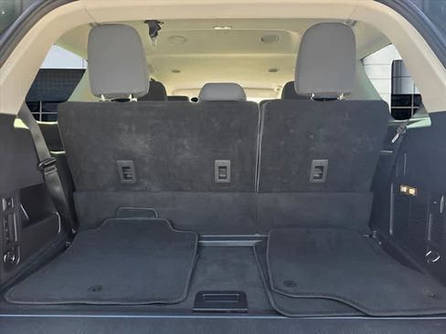 Used 2025 Ford Expedition Active image 7