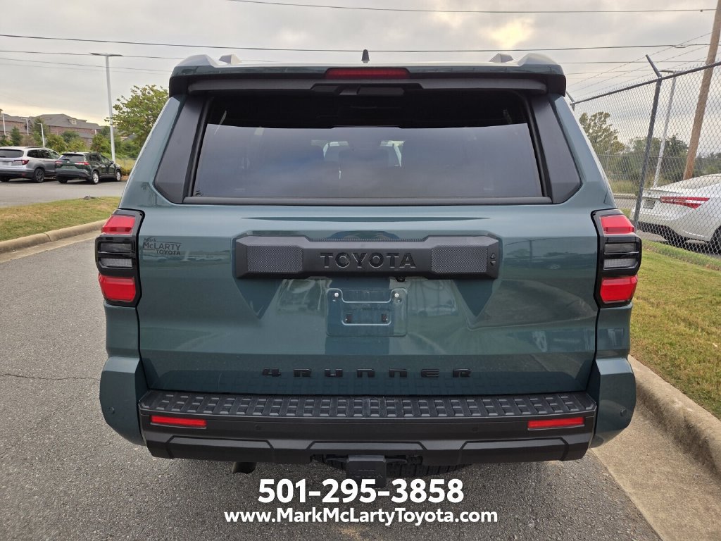 Used 2025 Toyota 4Runner TRD Off-Road AWD/4WD image 5