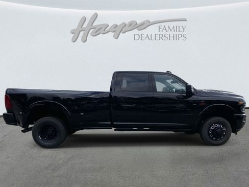 New 2026 RAM 3500 Limited image 3