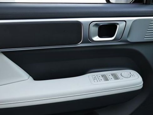 New 2026 Hyundai Santa Fe SEL FWD image 7