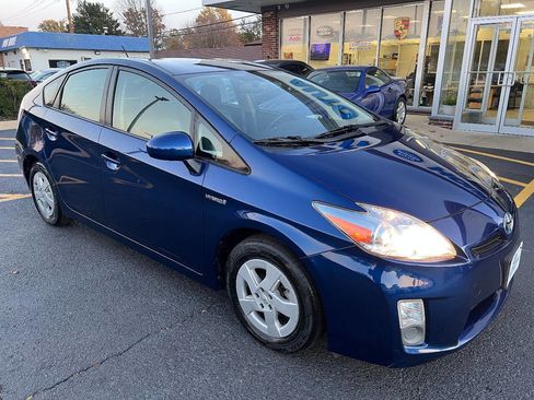 Used 2010 Toyota Prius Five image 4