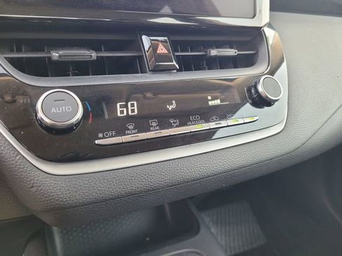 Used 2023 Toyota Corolla LE image 15